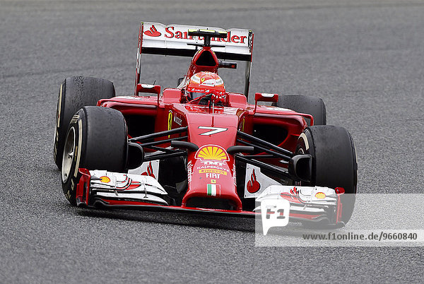Kimi Räikkönen FIN Ferrari F14 T Großer Preis von Spanien 2014 Circuit de Catalunya Montmelo Spanien Europa