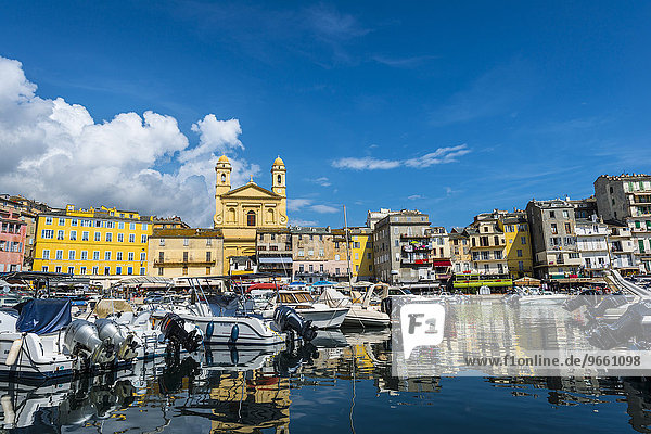 Altstadt und alter Hafen mit der Kirche Saint-Jean-Baptiste  Bastia  Korsika  Frankreich  Europa