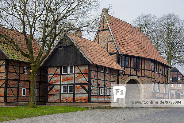 Hunnenpforte  das ehemalige Torhaus zum Stift Asbeck  Legden  Asbeck  Münsterland  Nordrhein-Westfalen  Deutschland  Europa