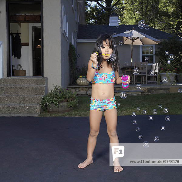 Bikini blasen bläst blasend Blase südkoreanisch Mädchen
