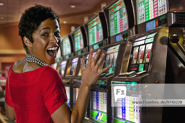 Faxgerät Frau Begeisterung mischen Casino Loch Mixed spielen