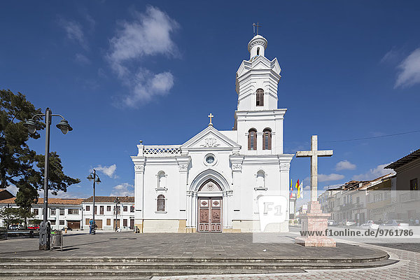 Ecuador  Cuenca  Blick auf die Kirche Santo Domingo