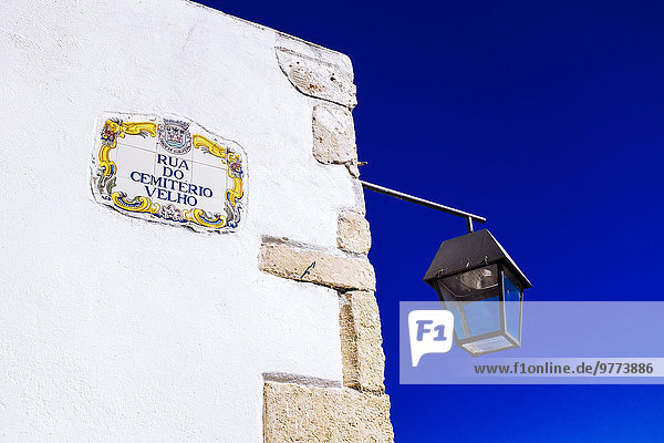 Europa Tradition Straße Zeichen Lampe Altstadt Albufeira Algarve Portugal Signal