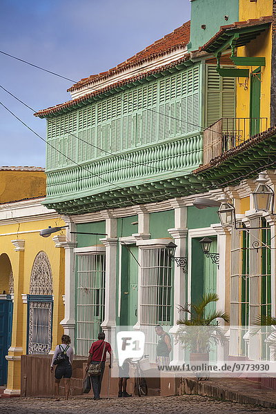 Gebäude bunt Karibik Westindische Inseln Mittelamerika UNESCO-Welterbe Trinidad und Tobago Kuba