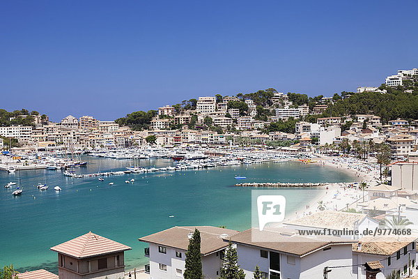 View over Port de Soller with port and beach  Majorca (Mallorca)  Balearic Islands  Spain  Mediterranean  Europe