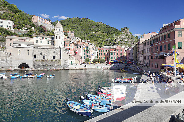 Hafen Europa Boot angeln UNESCO-Welterbe Cinque Terre Italien Ligurien Vernazza