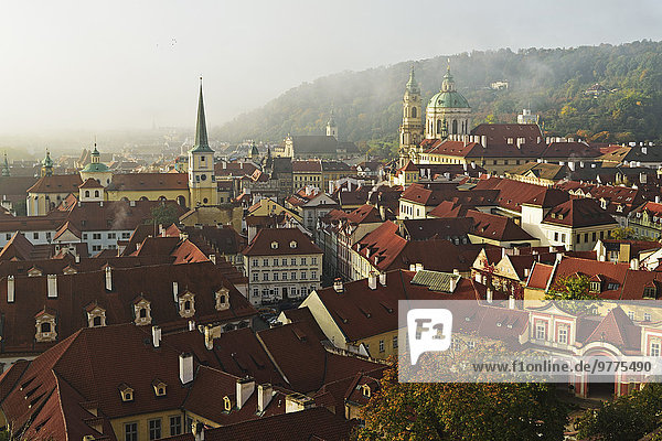 Prag Hauptstadt Europa Palast Schloß Schlösser Tschechische Republik Tschechien Ansicht