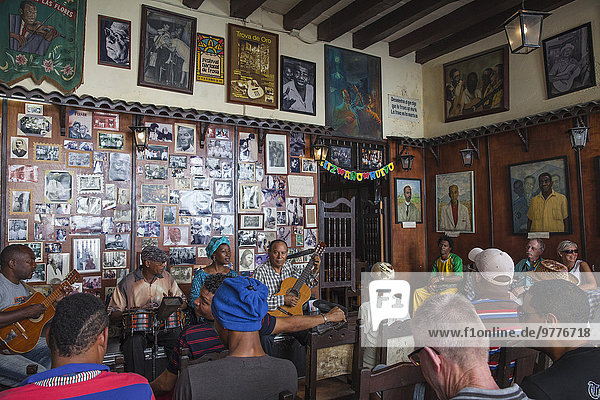 Trova musicians at Casa de La Trova (traditional poetic singing and songwriting house)  Historical Centre  Santiago de Cuba  Santiago de Cuba Province  Cuba  West Indies  Caribbean  Central America