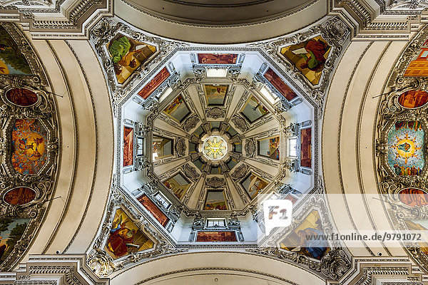 Kuppel des Salzburger Doms  Innenansicht  Salzburg  Salzburger Land  Österreich  Europa
