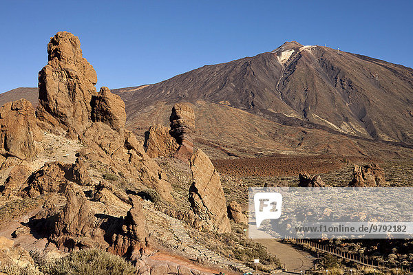 Felsformation Roques de Garcia und der Berg Pico del Teide  Teide-Nationalpark  Teneriffa  Kanarische Inseln  Spanien  Europa