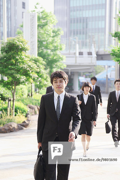 Young Japanese business people