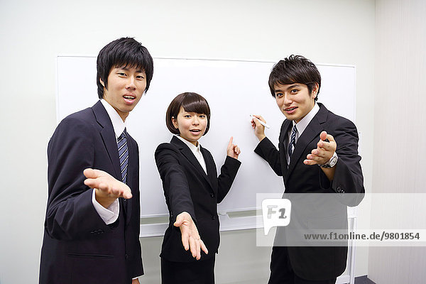 Japanese business people working in the office
