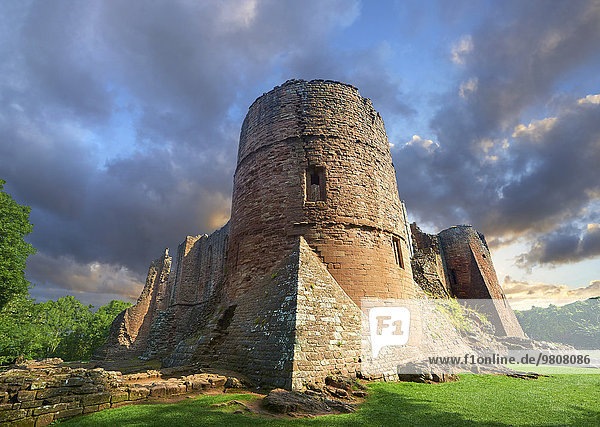 Goodrich Castle  mittelalterliche Burgruine aus normannischer Zeit  12. Jahrhundert  Befestigungsanlagen  Goodrich  Herefordshire  England  Großbritannien  Europa