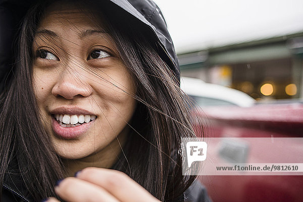 Close up of female tourist at Pike Place market  Seattle  Washington State  USA