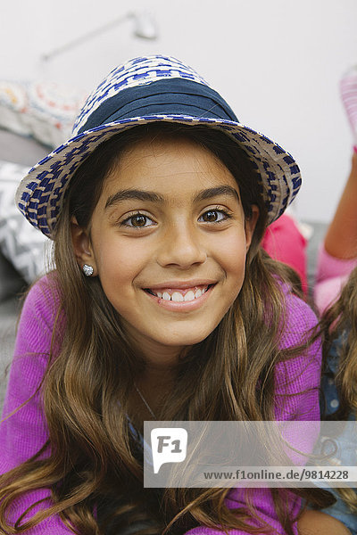 Mädchen mit Hut  Portrait
