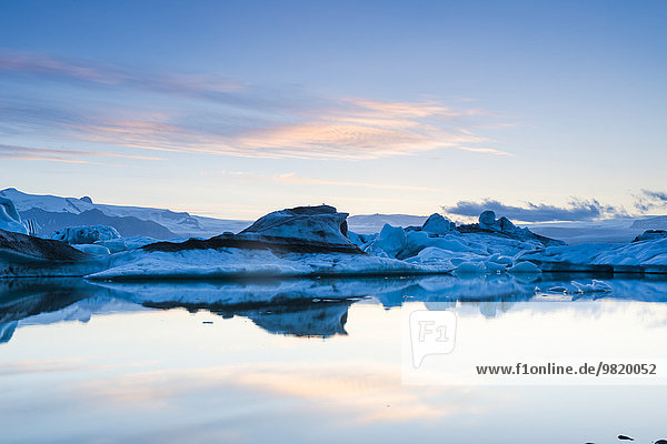 Insel  Skaftafell Nationalpark  Gletscherlagune Jokulsarlon