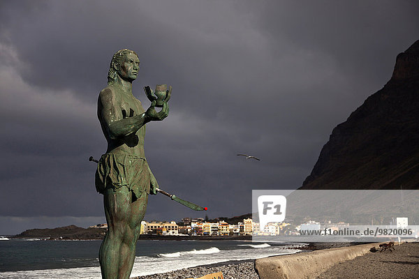 Spanien  Kanarische Inseln  La Gomera  Valle Gran Rey  Statue der Rebellen Guanche  König Hautacuperche
