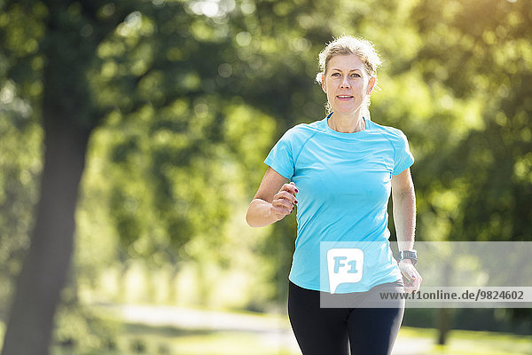 Frau joggen