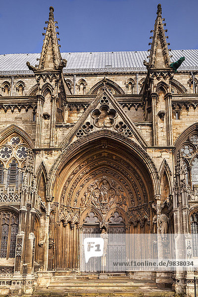 South Front  Lincoln Cathedral  Lincoln  Lincolnshire  England  United Kingdom  Europe