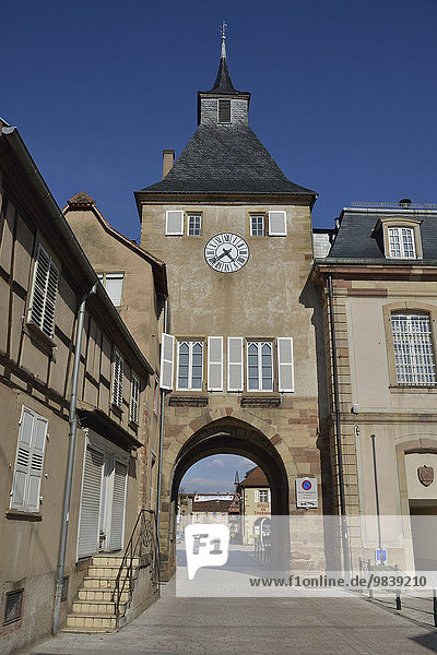 Stadttor Porte de l'Horloge  Rosheim  Département Bas-Rhin  Elsass  Frankreich  Europa
