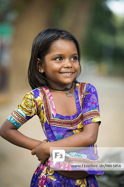 Lächelndes Mädchen  Fort Cochin  Kochi  Kerala  Indien  Asien