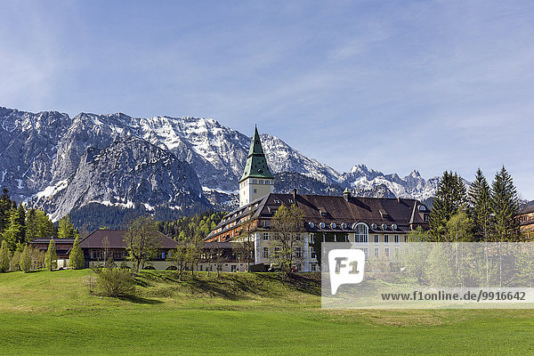 Schloss Elmau  Schlosshotel  Austragungsort G7 Gipfel 2015  Klais  Wettersteingebirge  Werdenfelser Land  Oberbayern  Bayern  Deutschland  Europa