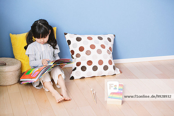 Boden Fußboden Fußböden Buch Zimmer Grundschüler Lebensphase Mädchen Taschenbuch vorlesen