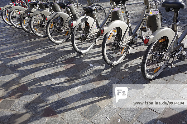 Städtisches Motiv Städtische Motive Straßenszene Frankreich Europa Fahrrad Rad mieten Lyon