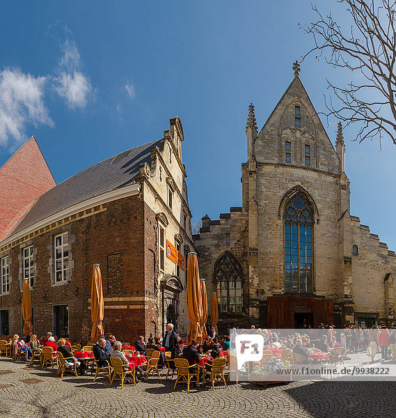 Europa Mensch Menschen Großstadt Kirche Dorf Niederlande Maastricht
