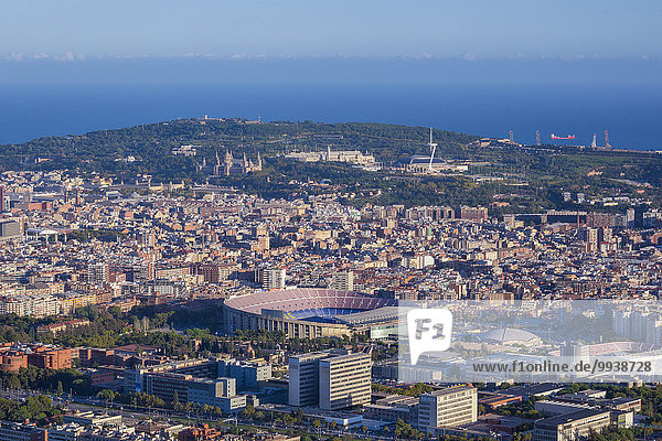Panorama Europa Hügel niemand Reise Großstadt Architektur Wahrzeichen Palast Schloß Schlösser Stadion Tourismus Barcelona Katalonien Spanien Sport
