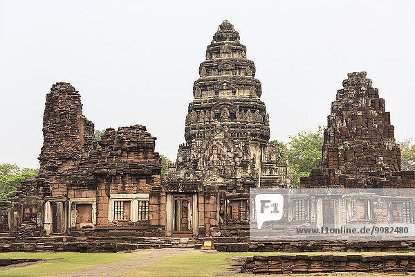 Haupttürme  Tempel  Prasat  Phimai Geschichtspark  Korat  Provinz Nakhon Ratchasima  Isan  Isaan  Thailand  Asien