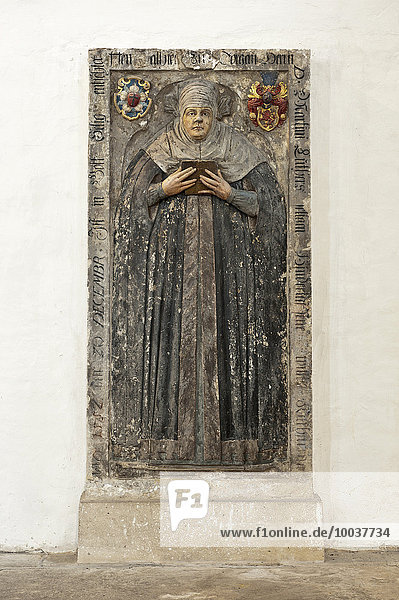 Katharina von Bora  Ehefrau von Martin Luther  Epitaph in der evangelischen Stadtkirche Sankt Marien  Torgau  Sachsen  Deutschland  Europa