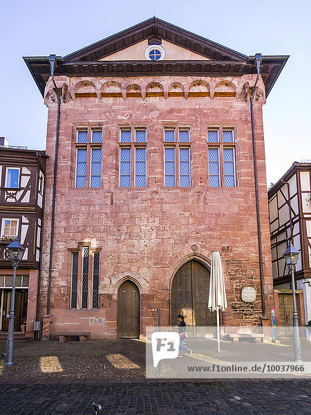 Rathaus in der Altstadt  Miltenberg  Mainfranken  Unterfranken  Franken  Bayern  Deutschland  Europa