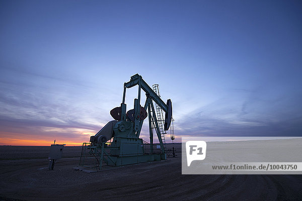 Sonnenuntergang Bohrmaschine Bohrer Ölpumpe Öl
