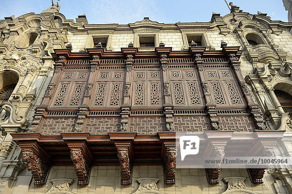 Peru  Lima  UNESCO-Weltkulturerbe  Holzerker im Archbisho-Palast