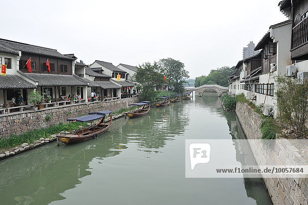 Typische Stadt  Hangzhou  China