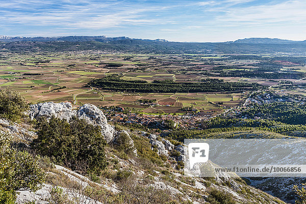 Limestone massif of Ste-Victoire  favorite place of Paul Cezanne  view from the ridge to the south of the village and the valley of the Arc  Puyloubier  Provence-Alpes-Côte d'Azur  France  Europe