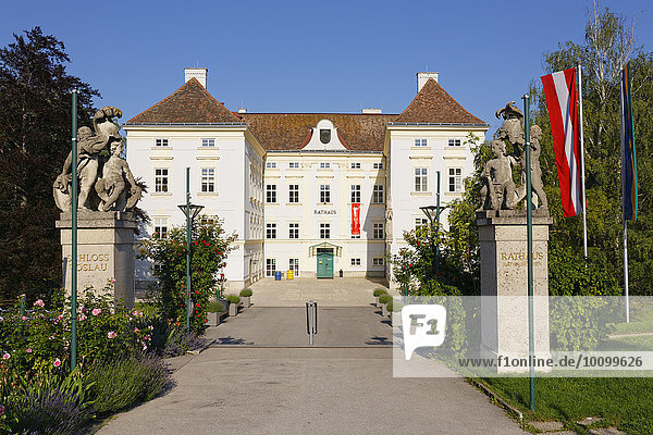 Schloss Vöslau  heute Rathaus  Bad Vöslau  Industrieviertel  Niederösterreich  Österreich  Europa