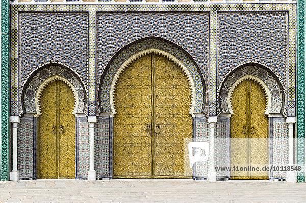 Eingangstor zum Königspalast  Dar el Makhzen  Fès  Marokko  Afrika
