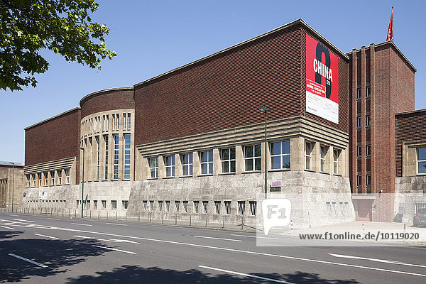 NRW-Forum  Kulturzentrum Ehrenhof  Düsseldorf  Nordrhein-Westfalen  Deutschland  Europa