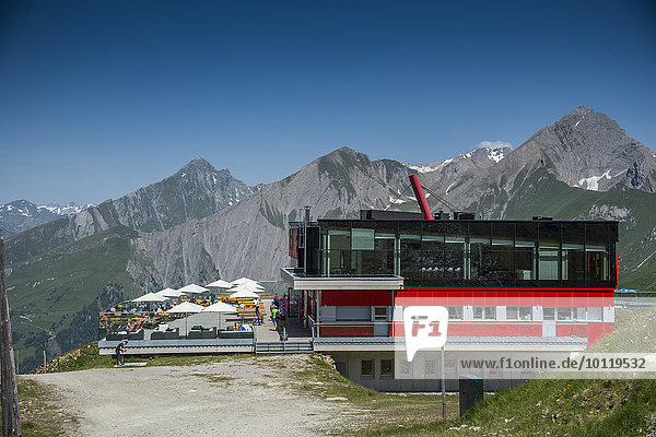 Adler Lounge mit Kendlspitze  Hohe Tauern  Kals Osttirol  Tirol  Österreich  Europa