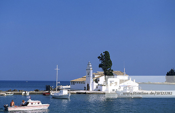 Vlacherna-Kloster auf der Mäuseinsel Pondikonissi  Korfu  Ionische Inseln  Griechenland  Europa