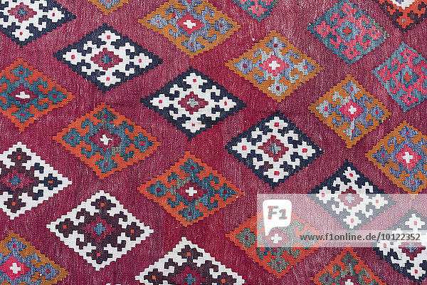 Alter Kelim  gewebter Teppich  Detail  Iran  Persien