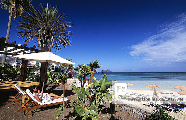 Strandbar in Corralejo  Fuerteventura  Kanarische Inseln  Spanien  Europa