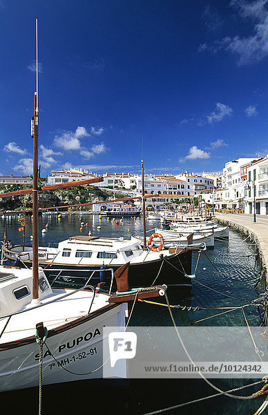 Fischerboote in Es Castell  Menorca  Balearen  Spanien  Europa