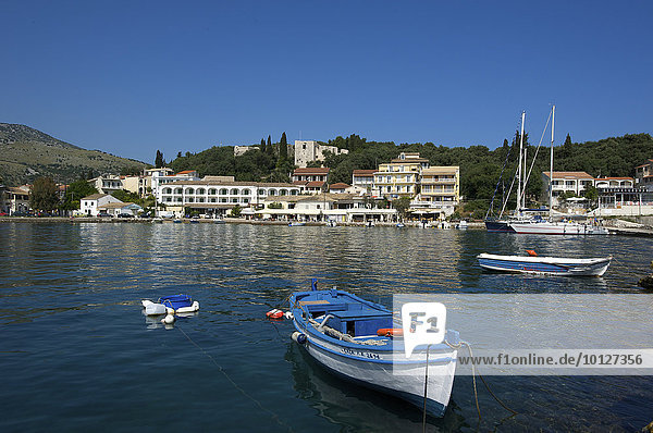 Hafen von Kassiopi  Korfu  Ionische Inseln  Griechenland  Europa