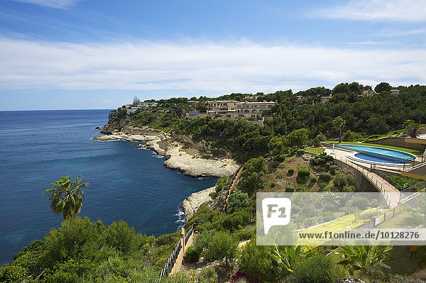 Ferienhäuser an der Küste  Magaluf  Mallorca  Balearen  Spanien  Europa