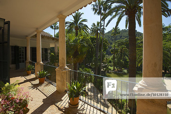 Balkon des Hauses in den Jardines de Alfabia  Mallorca  Balearen  Spanien  Europa