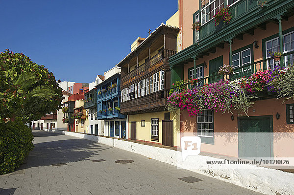 Row of houses along the Avenida Maritima  Santa Cruz de La Palma  La Palma  Canary Islands  Spain  Europe