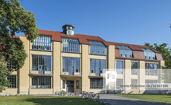 Main building of the Bauhaus University Weimar  former School of Applied Arts  design by Henry van de Velde  UNESCO World Heritage Site  Weimar  Thuringia  Germany  Europe